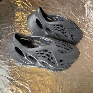 Adidas Yeezy Foam Runner